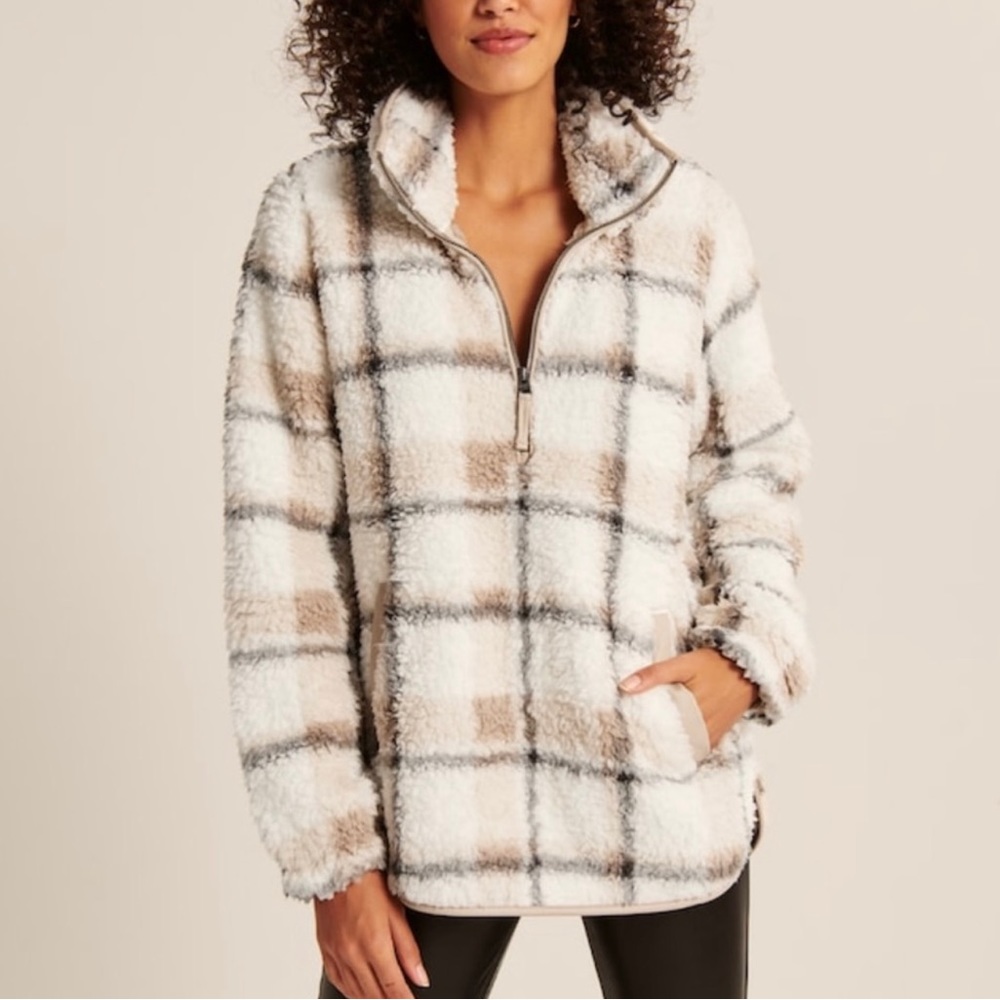 NWT Abercrombie Sherpa Half Zip Elevated Trim Sweatshirt Size Small